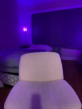 Snapshot of Cristinasunny chatting on February 25, 12:42 am Cristinasunny online show from February 25, 12:42 am