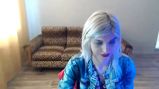 Snapshot of SexyBeatriice chatting on February 20, 10:37 am SexyBeatriice online show from February 20, 10:37 am