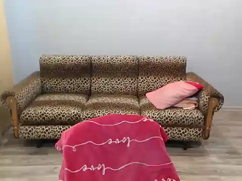 Snapshot of SexyBeatriice chatting on December 18, 7:36 am SexyBeatriice online show from December 18, 7:36 am