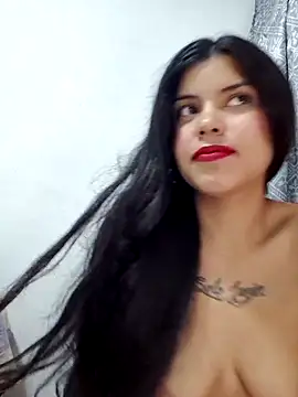 Snapshot of Angela_Sophie chatting on November 5, 5:29 am Angela Sophie online show from November 5, 5:29 am