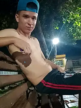 arevalo1124 online show from February 4, 4:48 am