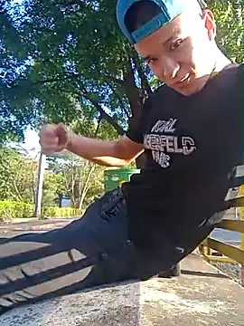 arevalo1124 online show from September 13, 9:47 pm