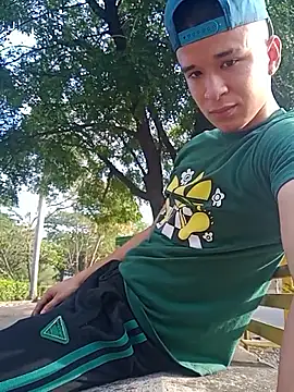 arevalo1124 online show from September 16, 9:38 pm