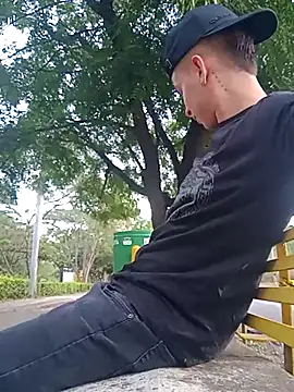 arevalo1124 online show from September 20, 9:38 pm