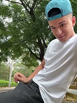 arevalo1124 online show from October 11, 9:35 pm