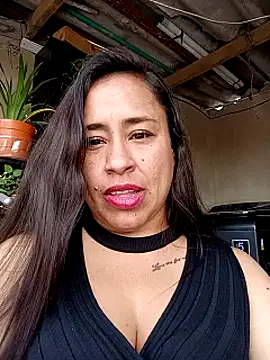 kamila lovee online show from November 1, 7:05 pm