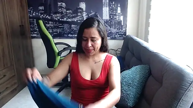 kamila lovee online show from November 11, 7:36 pm