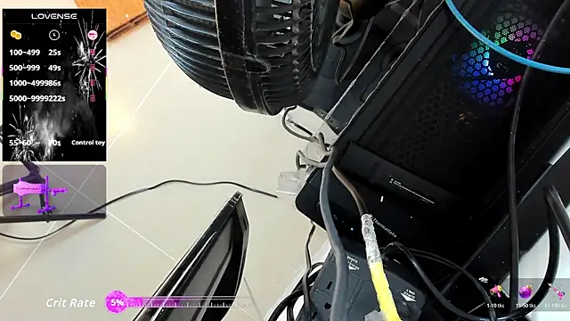 Snapshot of Sarahi_Camila chatting on May 30, 9:34 pm Sarahi Camila online show from May 30, 9:34 pm