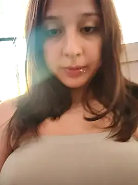 Maiden-Hot online show from June 23, 9:46 pm