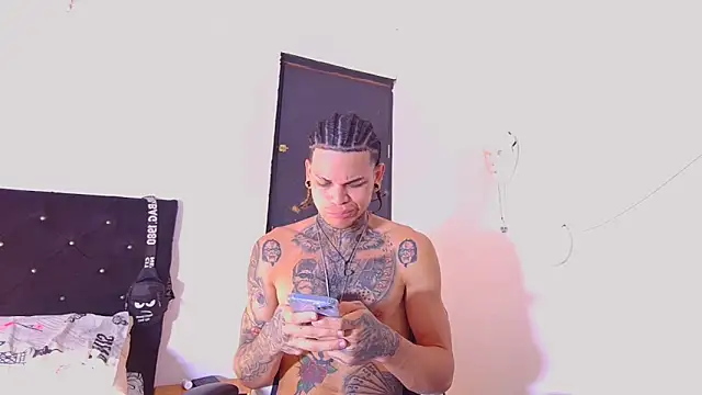 hot man05 online show from January 10, 7:59 pm