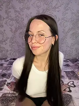 Snapshot of Arielle_Swan chatting on January 29, 11:30 am Arielle Swan online show from January 29, 11:30 am