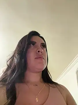 Snapshot of Kamila_angel chatting on May 16, 3:58 am Kamila angel online show from May 16, 3:58 am