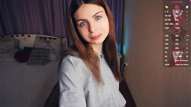 ErlinaBuoy online show from February 19, 5:16 pm