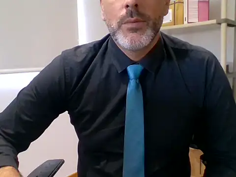 66MA69 online show from October 21, 11:33 am