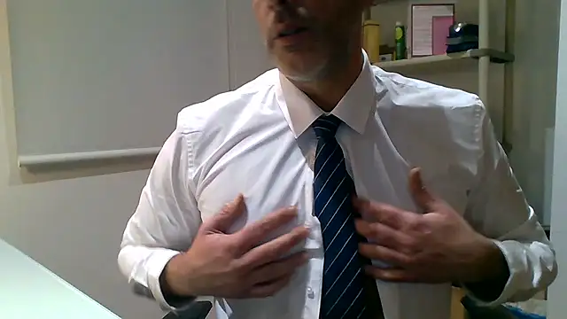 66MA69 online show from November 27, 12:02 am