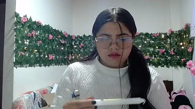 viccky vick online show from November 23, 1:38 am