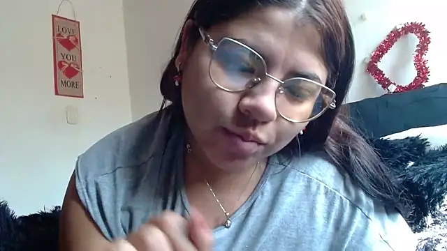 Snapshot of viccky_vick chatting on March 1, 3:14 pm viccky vick online show from March 1, 3:14 pm