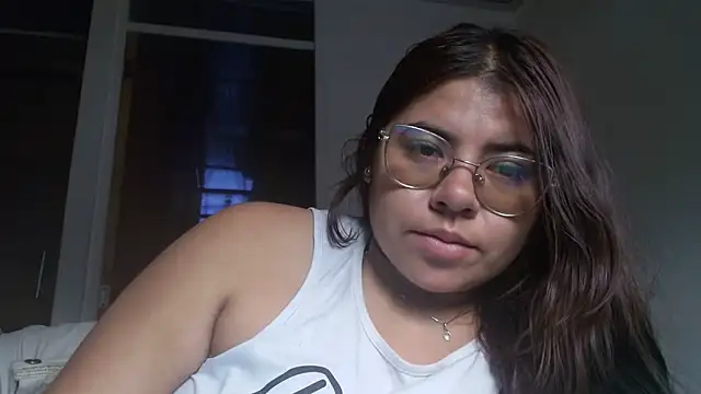 Snapshot of viccky_vick chatting on March 25, 12:33 pm viccky vick online show from March 25, 12:33 pm