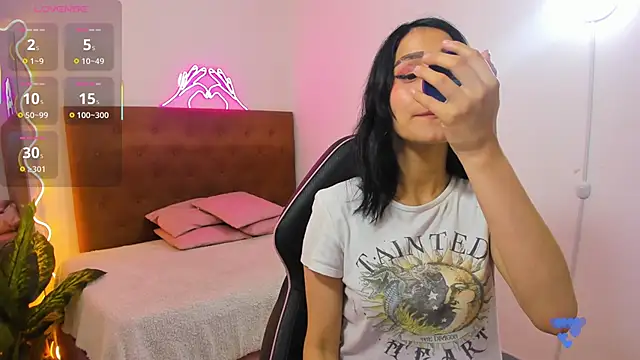 palmerfox tay online show from December 1, 3:11 am