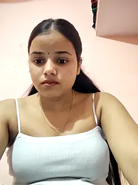 Snapshot of RAYI_123 chatting on April 1, 4:57 am RAYI 123 online show from April 1, 4:57 am