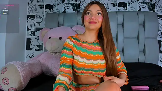 Snapshot of LucyRosse chatting on October 21, 11:11 am LucyRosse online show from October 21, 11:11 am