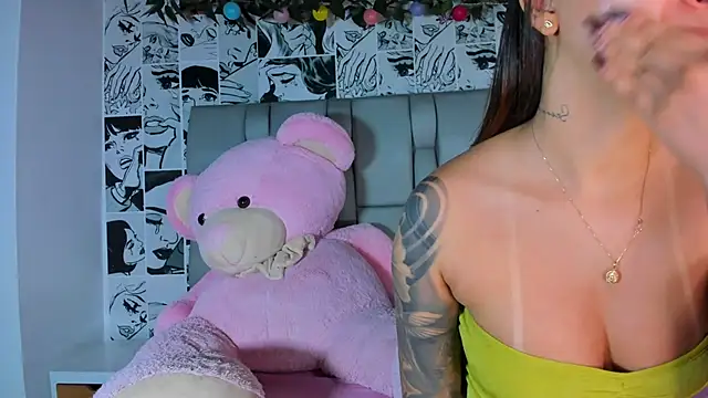 LucyRosse online show from April 27, 11:30 am