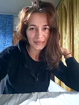 Snapshot of Belladonna253 chatting on October 23, 9:13 pm Belladonna253 online show from October 23, 9:13 pm