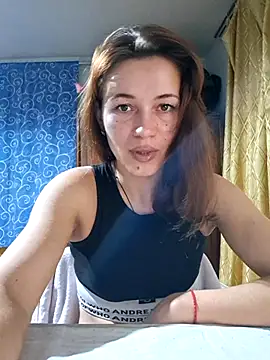 Snapshot of Belladonna253 chatting on November 26, 8:43 pm Belladonna253 online show from November 26, 8:43 pm