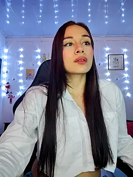 Snapshot of Marce0 chatting on February 13, 2:07 am Marce0 online show from February 13, 2:07 am