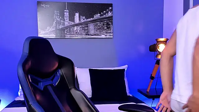 Max Conor1 online show from September 11, 3:34 pm