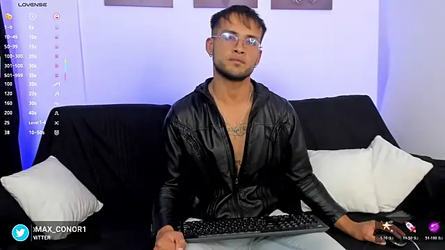 Max Conor1 online show from December 19, 3:57 am