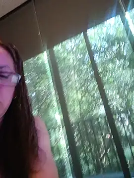 Snapshot of MirandaLatinaLovely chatting on June 19, 5:50 pm MirandaLatinaLovely online show from June 19, 5:50 pm