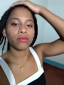 Snapshot of Street_royal chatting on February 22, 8:29 am Street royal online show from February 22, 8:29 am