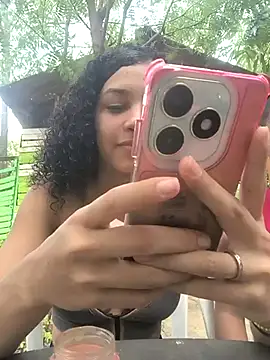 Snapshot of Street_royal chatting on March 13, 7:17 pm Street royal online show from March 13, 7:17 pm