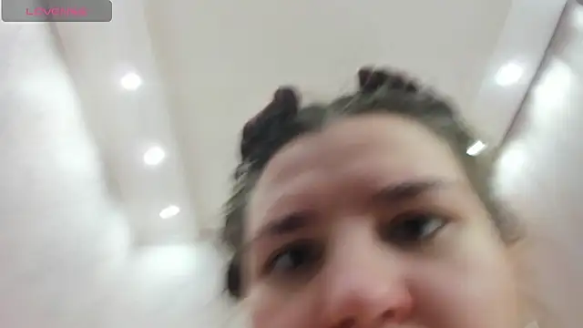 Snapshot of Jenny_Jimmy chatting on February 19, 1:08 am Jenny Jimmy online show from February 19, 1:08 am