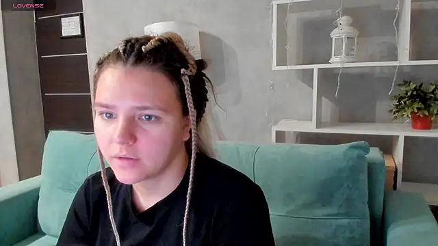 Snapshot of Jenny_Jimmy chatting on October 31, 1:06 am Jenny Jimmy online show from October 31, 1:06 am