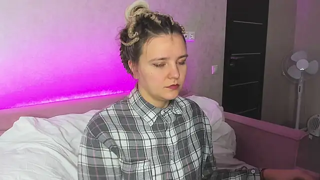 Snapshot of Jenny_Jimmy chatting on November 2, 12:57 am Jenny Jimmy online show from November 2, 12:57 am