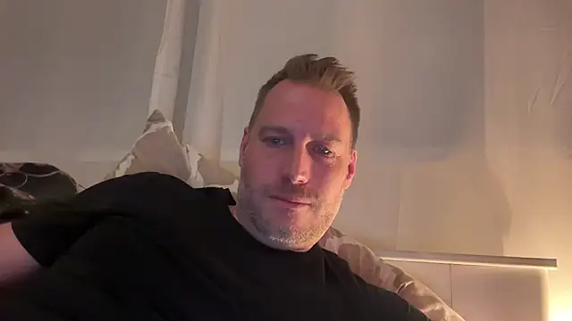 Christian87xxx online show from November 13, 5:01 pm