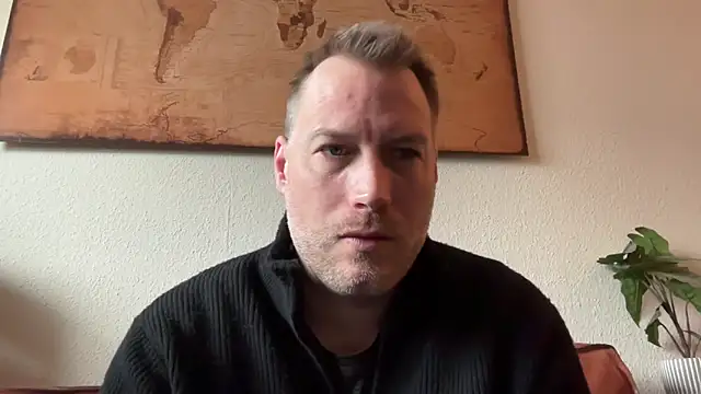 Snapshot of Christian87xxx chatting on February 2, 8:46 am Christian87xxx online show from February 2, 8:46 am