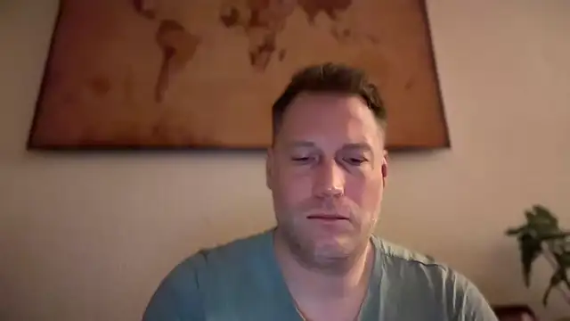 Snapshot of Christian87xxx chatting on March 10, 4:28 am Christian87xxx online show from March 10, 4:28 am