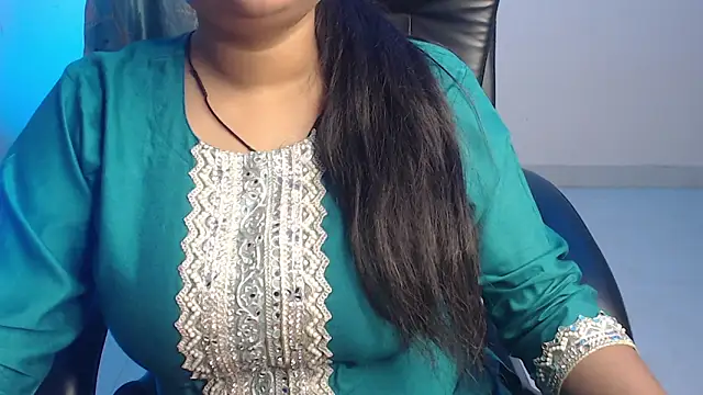 Snapshot of Kannu- chatting on April 2, 5:05 am Kannu- online show from April 2, 5:05 am