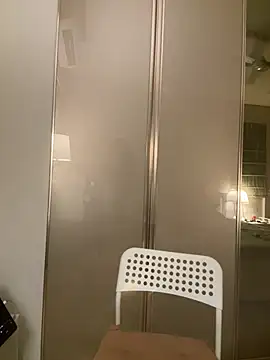 Snapshot of princess_rainaa chatting on February 9, 5:33 pm princess rainaa online show from February 9, 5:33 pm