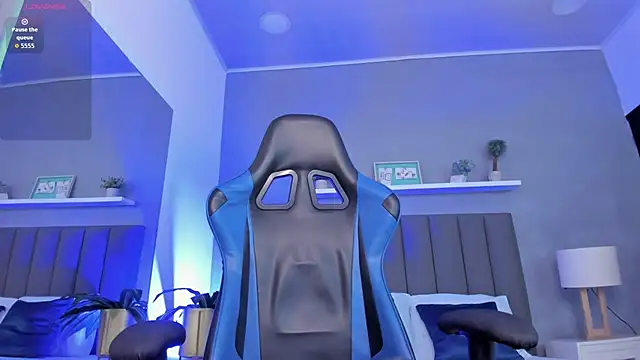 alessia leroy online show from January 8, 7:27 pm