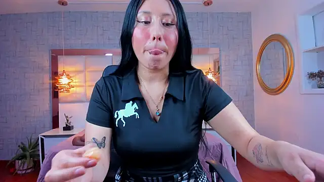 Snapshot of Nohemi_louse chatting on July 16, 7:20 pm Nohemi louse online show from July 16, 7:20 pm