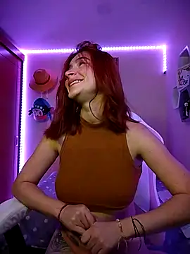 chloe rockss  online show from March 18, 6:04 pm