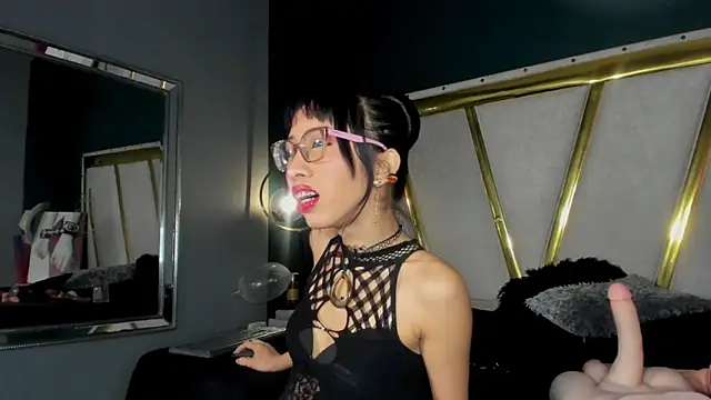 Mara Gonzalez online show from December 2, 1:39 pm