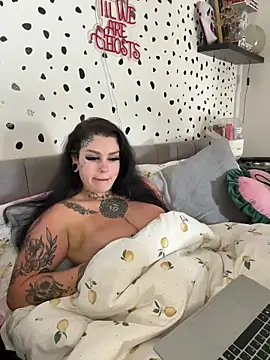 tempzzz12 online show from May 7, 6:52 am