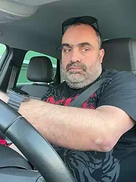 fuocovivo4 online show from March 7, 4:33 pm