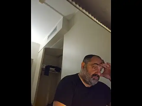 fuocovivo4 online show from March 11, 5:41 pm