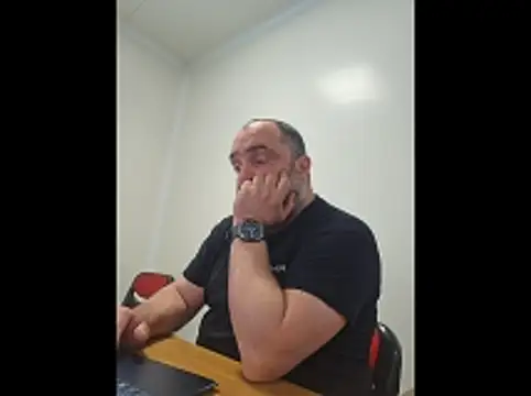 fuocovivo4 online show from March 13, 10:44 am